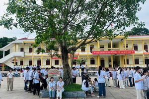 Hơn 51.000 thí sinh Thanh Hóa bước vào kỳ thi lớp 10, điểm thi THPT Hậu Lộc 4 nghiêm túc, an toàn Hơn 51.000 thí sinh Thanh Hóa bước vào kỳ thi lớp 10, điểm thi THPT Hậu Lộc 4 nghiêm túc, an toàn