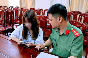 Bịa chuyện 'tâm linh' ở Ninh Bình để 'câu' tương tác, nữ du khách bị công an phạt