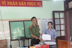 Người phụ nữ trả lại 600 triệu đồng chuyển nhầm với sự hỗ trợ của Công an