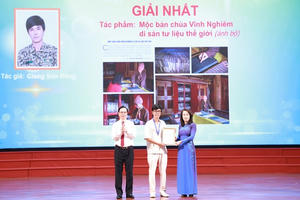 Trao giải Nhất cho tác phẩm ảnh bộ “Mộc bản chùa Vĩnh Nghiêm di sản tư liệu thế giới”