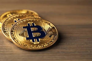 Hơn 50% nguồn cung Bitcoin chìm trong thua lỗ khi giá chia nửa từ đỉnh: Dấu hiệu tạo đáy hay rủi ro bán tháo?