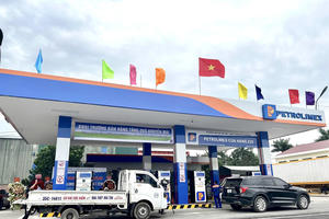 Ninh Bình 'siết' kiểm soát chất lượng xăng sinh học E10