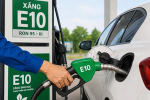 Thí điểm chính sách giá xăng E10 và triển khai lộ trình sử dụng toàn quốc Thí điểm chính sách giá xăng E10 và triển khai lộ trình sử dụng toàn quốc
