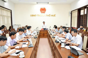 Chủ tịch UBND TP Huế yêu cầu triển khai cơ chế “48 giờ xử lý vướng mắc” cho doanh nghiệp, nhà đầu tư