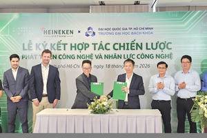 Heineken Việt Nam và Trường Đại học Bách khoa TP HCM ký kết hợp tác chiến lược, thúc đẩy ứng dụng công nghệ và phát triển nguồn nhân lực chất lượng cao Heineken Việt Nam và Trường Đại học Bách khoa TP HCM ký kết hợp tác chiến lược, thúc đẩy ứng dụng công nghệ và phát triển nguồn nhân lực chất lượng cao