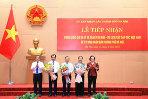 Hà Nội chính thức tiếp nhận quản lý Vườn quốc gia Ba Vì và Làng Văn hóa - Du lịch các dân tộc Việt Nam Hà Nội chính thức tiếp nhận quản lý Vườn quốc gia Ba Vì và Làng Văn hóa - Du lịch các dân tộc Việt Nam