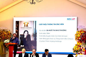 ĐHĐCĐ Tập đoàn NRC (NRC): Ông Đỗ Thành Nhân xuất hiện và cam kết rót 2.000 tỷ đồng, đổi tên thành Tập đoàn Bất động sản Quốc gia