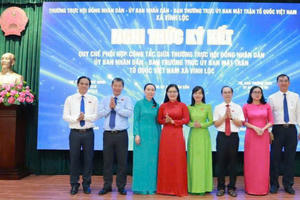 HĐND xã Vĩnh Lộc thông qua 9 nghị quyết quan trọng, ký kết Quy chế phối hợp nâng cao hiệu quả hoạt động của hệ thống chính trị