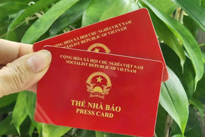 Tiếp tục gia hạn thẻ nhà báo kỳ hạn 2021-2025 đến hết ngày 30/9/2026 Tiếp tục gia hạn thẻ nhà báo kỳ hạn 2021-2025 đến hết ngày 30/9/2026