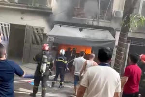 Chủ tịch Hà Nội chỉ đạo giải quyết, khắc phục vụ cháy nhà làm 2 người chết ở khu đô thị Văn Phú Chủ tịch Hà Nội chỉ đạo giải quyết, khắc phục vụ cháy nhà làm 2 người chết ở khu đô thị Văn Phú