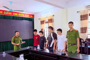Công an Hưng Yên triệt phá đường dây dụ học sinh bán tài khoản ngân hàng Công an Hưng Yên triệt phá đường dây dụ học sinh bán tài khoản ngân hàng