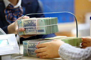 Ngân hàng phải cung cấp cho cơ quan thuế thông tin về tài khoản của người nộp thuế