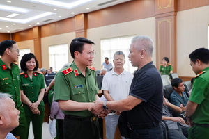 Công an tỉnh Phú Thọ triển khai thu nhận hơn 21.400 mẫu ADN thân nhân liệt sĩ

