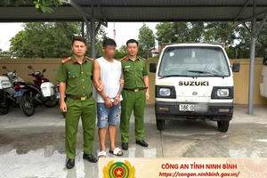 Bắt giữ đối tượng lấy trộm ô tô tại Ninh Bình