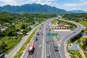 Kinh tế bứt tốc nửa đầu năm 2026: Giải ngân đầu tư công làm đòn bẩy, SSI gọi tên loạt cổ phiếu tiềm năng