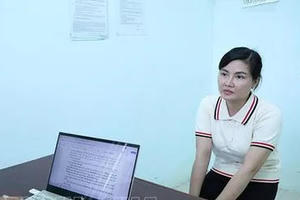 Cựu nhân viên ngân hàng bị bắt theo lệnh truy nã vì cáo buộc lừa đảo hơn 21,4 tỷ đồng Cựu nhân viên ngân hàng bị bắt theo lệnh truy nã vì cáo buộc lừa đảo hơn 21,4 tỷ đồng