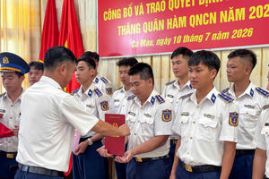 Hải đoàn 42 trao quyết định nâng lương, thăng quân hàm cho quân nhân chuyên nghiệp đợt 1 năm 2026 Hải đoàn 42 trao quyết định nâng lương, thăng quân hàm cho quân nhân chuyên nghiệp đợt 1 năm 2026