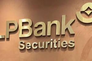 Huy động hơn 4.256 tỷ đồng từ đợt IPO, Chứng khoán LPBank (LPBS) nộp hồ sơ niêm yết lên HOSE