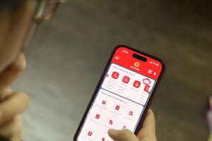 Cục Thuế đề nghị kiểm tra thu nhập trên eTax Mobile sau khi nhiều trường hợp bị khai khống Cục Thuế đề nghị kiểm tra thu nhập trên eTax Mobile sau khi nhiều trường hợp bị khai khống