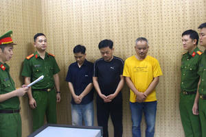 Khởi tố giám đốc và 2 thí nghiệm viên vì lập khống phiếu thí nghiệm công trình ở Sơn La Khởi tố giám đốc và 2 thí nghiệm viên vì lập khống phiếu thí nghiệm công trình ở Sơn La