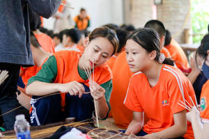 Tuyệt đối không sử dụng giáo dục tăng cường để dạy trước chương trình, luyện thi, nhồi nhét kiến thức Tuyệt đối không sử dụng giáo dục tăng cường để dạy trước chương trình, luyện thi, nhồi nhét kiến thức