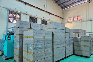 Phát hiện xưởng sản xuất giày giả mạo nhãn hiệu NIKE xuất khẩu sang Hoa Kỳ