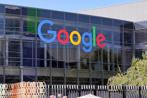 Google bứt tốc nhờ AI: Gemini tiến sát 1 tỷ người dùng, Cloud tăng trưởng 82%
