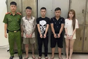 Bắt giữ 4 đối tượng liên quan ma túy tại căn hộ ở xã Thanh Trì
