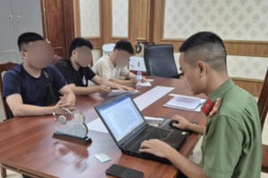 Đăng clip phản cảm ngày 27/7, 3 người bị Công an mời làm việc