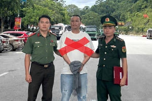 Bắt giữ đối tượng truy nã người nước ngoài nhập cảnh trái phép để lẩn trốn