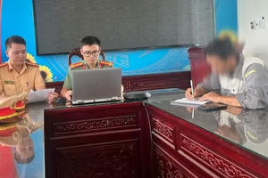 Hưng Yên: ‘Báo chốt’ CSGT trên Facebook, bị phạt 7,5 triệu đồng