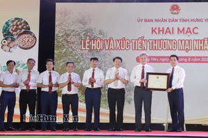 Hưng Yên khai mạc Lễ hội và xúc tiến thương mại nhãn lồng năm 2026 Hưng Yên khai mạc Lễ hội và xúc tiến thương mại nhãn lồng năm 2026