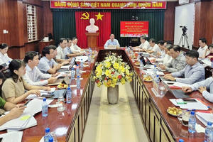 Phó Bí thư Thành ủy Đồng Nai làm việc với Đảng ủy phường Long Thành Phó Bí thư Thành ủy Đồng Nai làm việc với Đảng ủy phường Long Thành