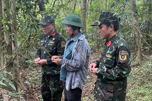 Đà Nẵng tổ chức khảo sát khu vực nghi có hơn 10 hài cốt liệt sĩ Đội phẫu 5
Đà Nẵng tổ chức khảo sát khu vực nghi có hơn 10 hài cốt liệt sĩ Đội phẫu 5