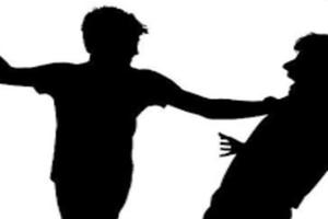 Phú Thọ: Khởi tố, bắt giam đối tượng đánh 5 chú tiểu trong chùa Bầu Phú Thọ: Khởi tố, bắt giam đối tượng đánh 5 chú tiểu trong chùa Bầu