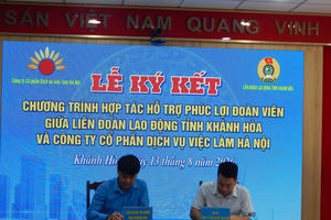 Liên đoàn Lao động tỉnh Khánh Hòa ký kết hỗ trợ phúc lợi đoàn viên