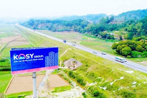Chủ tịch Kosy Group (KOS) bán 5 triệu cổ phiếu ngay khi lợi nhuận bán niên tăng bằng lần