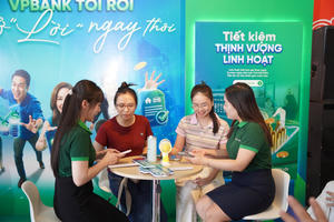 "VPBank tới rồi, mở ‘lời’ ngay thôi": Thương hiệu hiện diện trong nhịp sống địa phương 