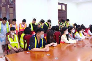 Công an Hà Nội triệt phá đường dây ma túy Etomidate giao dịch khoảng 100 tỷ đồng Công an Hà Nội triệt phá đường dây ma túy Etomidate giao dịch khoảng 100 tỷ đồng