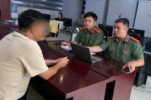 Đăng văn bản giả mạo quyết định khởi tố lên Facebook, người đàn ông bị xử phạt Đăng văn bản giả mạo quyết định khởi tố lên Facebook, người đàn ông bị xử phạt