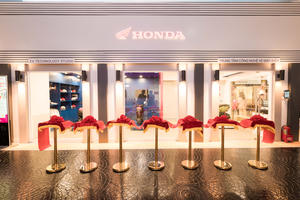 Honda Việt Nam hợp tác với KidZania Hà Nội ra mắt sân chơi trải nghiệm  “Trung tâm Công nghệ Xe máy điện Honda” dành cho trẻ em