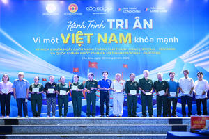 Chung tay chăm sóc sức khỏe người dân vùng đảo tiền tiêu: Long Châu nối dài hành trình tri ân tại đặc khu Côn Đảo