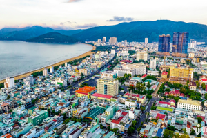 Bộ Chính trị đặt mục tiêu tăng trưởng cao cho 6 vùng kinh tế - xã hội đến năm 2030