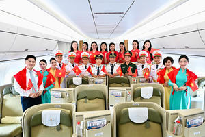 Giai điệu Quốc khánh vang lên ở độ cao 10.000 mét trên chuyến bay Vietnam Airlines