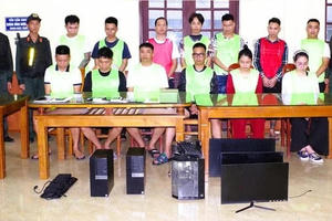 Điểm tin Pháp Luật ngày 05/09: Triệt phá đường dây tội phạm lợi dụng không gian mạng chiếm đoạt 250 tỷ đồng
Điểm tin Pháp Luật ngày 05/09: Triệt phá đường dây tội phạm lợi dụng không gian mạng chiếm đoạt 250 tỷ đồng