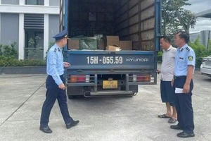 Quảng Ninh: Phát hiện hơn 3.300 bánh Trung thu nhập lậu