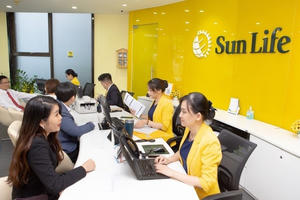 Doanh thu phí bảo hiểm đi lùi, Sun Life Việt Nam thu hẹp khoản lỗ bán niên về 93 tỷ đồng