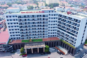 Chủ tịch và Tổng Giám đốc Bệnh viện TNH đổi vai, Thành viên HĐQT thoái sạch vốn