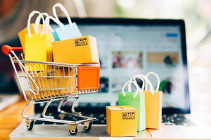 Đề xuất hạ ngưỡng miễn thuế hàng nhập khẩu từ 1 triệu xuống 100.000 đồng
