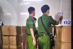 Vụ án hơn 4.000 chai thuốc trừ cỏ chứa chất cấm tại Gia Lai: VKSND tỉnh đã chuyển chứng cứ người dân cung cấp đến Công an tỉnh Vụ án hơn 4.000 chai thuốc trừ cỏ chứa chất cấm tại Gia Lai: VKSND tỉnh đã chuyển chứng cứ người dân cung cấp đến Công an tỉnh